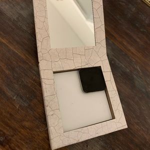 Maskcara Beauty compact & eyeliner